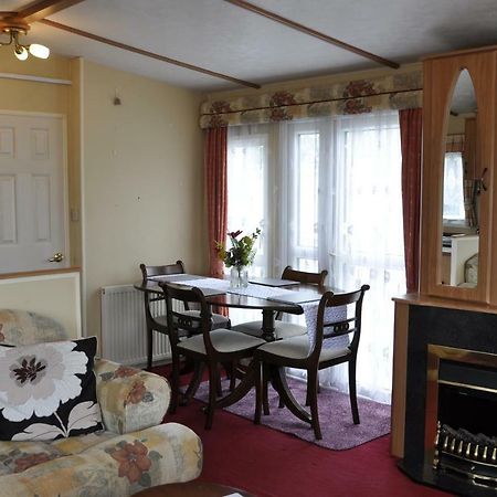 Caravan 8 Berth With Private Fishing Hotel Lincoln Exterior photo