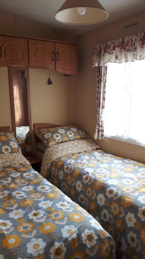 Caravan 8 Berth With Private Fishing Hotel Lincoln Exterior photo